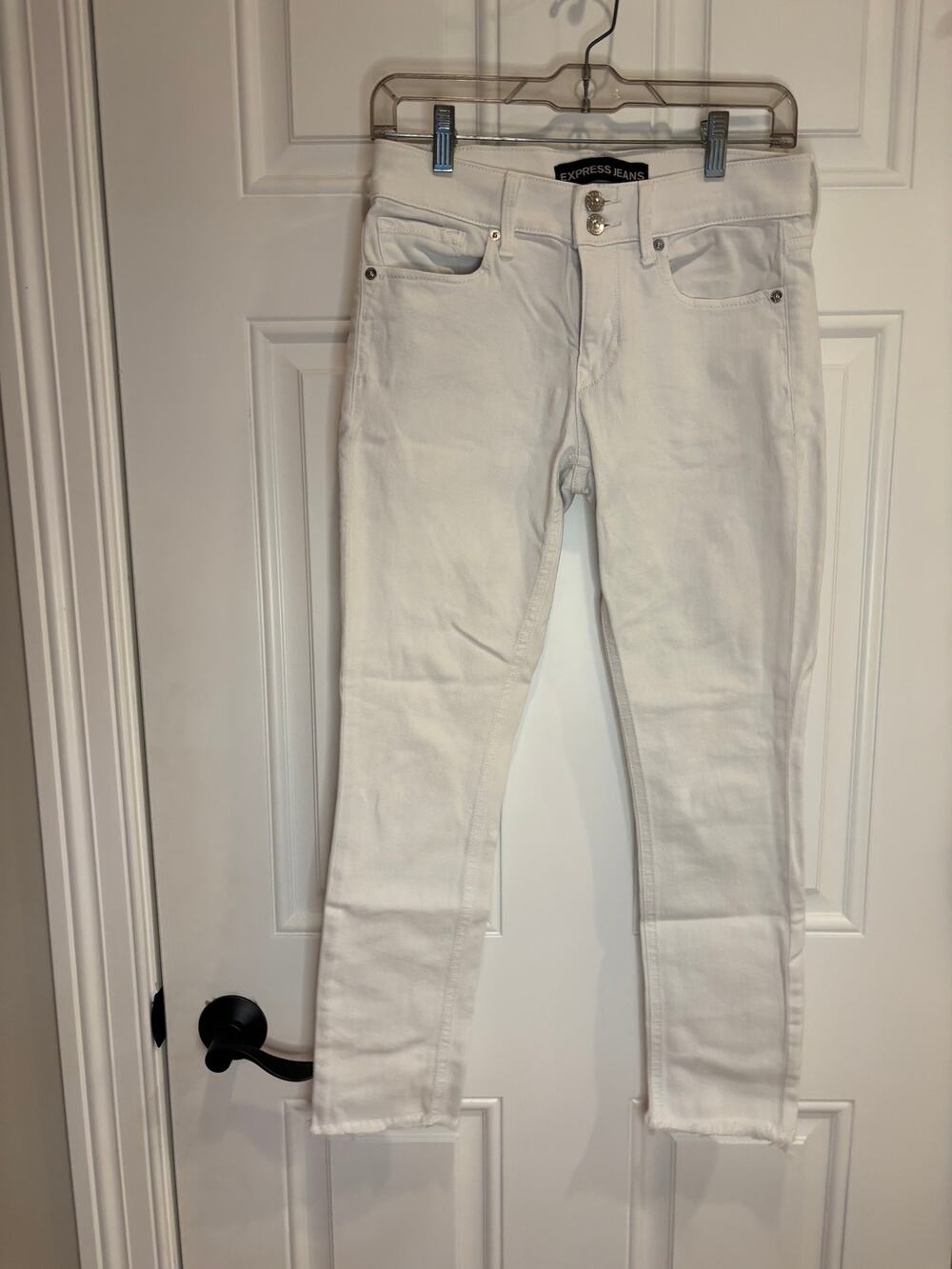 Express White Mid-Rise Skinny Jeans – Size 4R